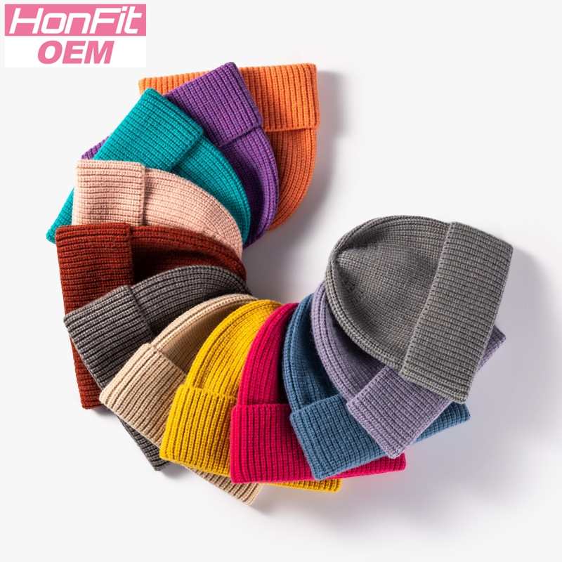Winter Casual 100% nylon  Beanie 20B122B print logo 23