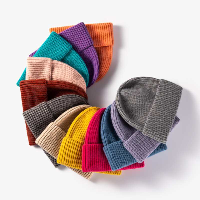 Winter Casual 100% nylon  Beanie 20B122B print logo 24