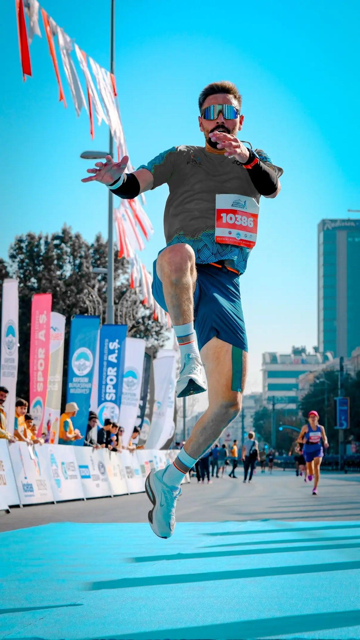 Running Shirt Styles: Short Sleeve, Long Sleeve , Polo & 1/4 Zip
